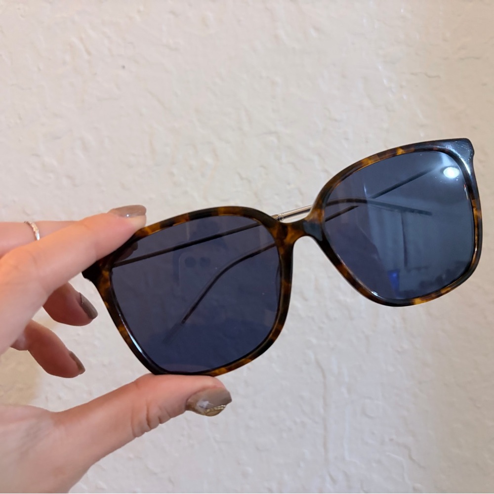 Like-new Tortoise Shell Sunglasses KENZO